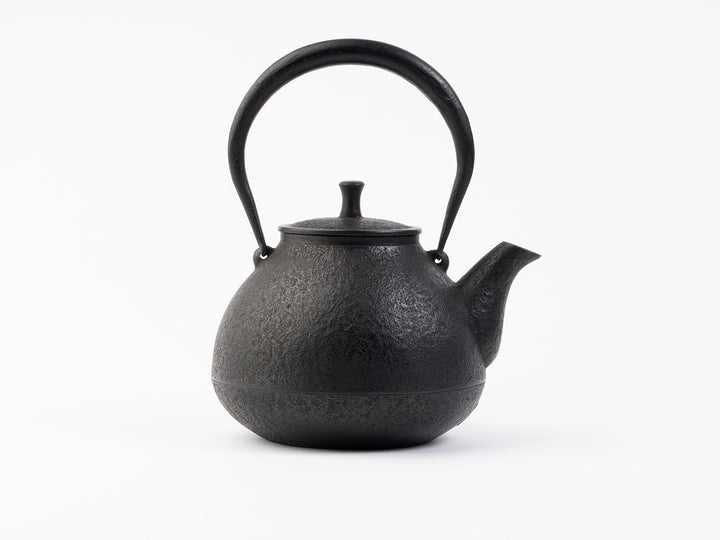 南部鉄瓶紅蓮堂_鉄瓶_茄子形鉄瓶うらら_0.7L – 東北スタンダードマーケット