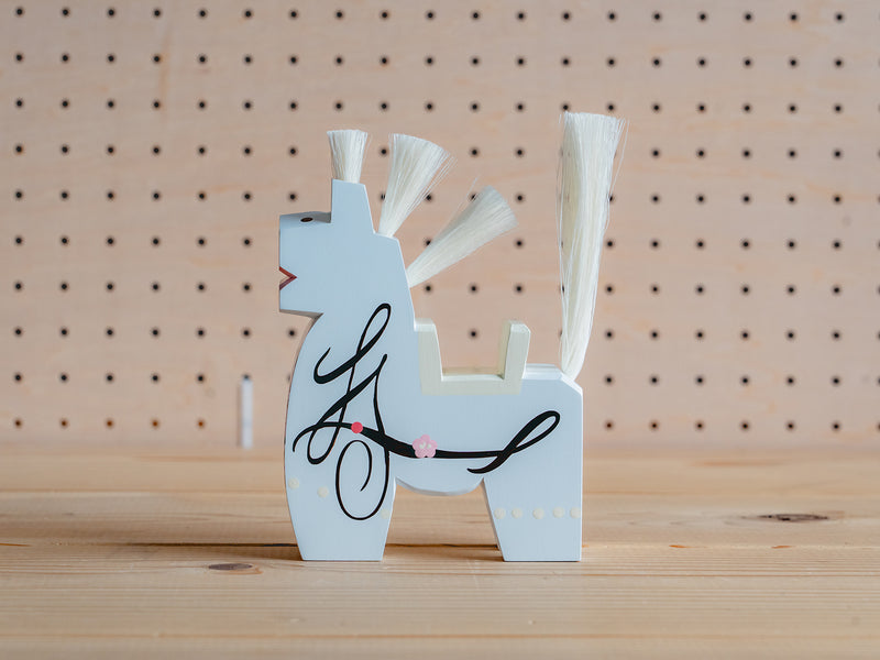 カネイリ×八幡馬_四季の八幡馬