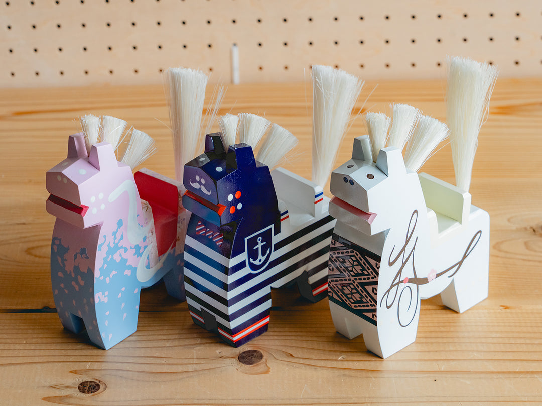 カネイリ×八幡馬_四季の八幡馬 – 東北スタンダードマーケット