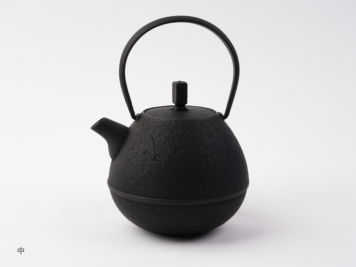 空間鋳造_鉄瓶Egg – 東北スタンダードマーケット