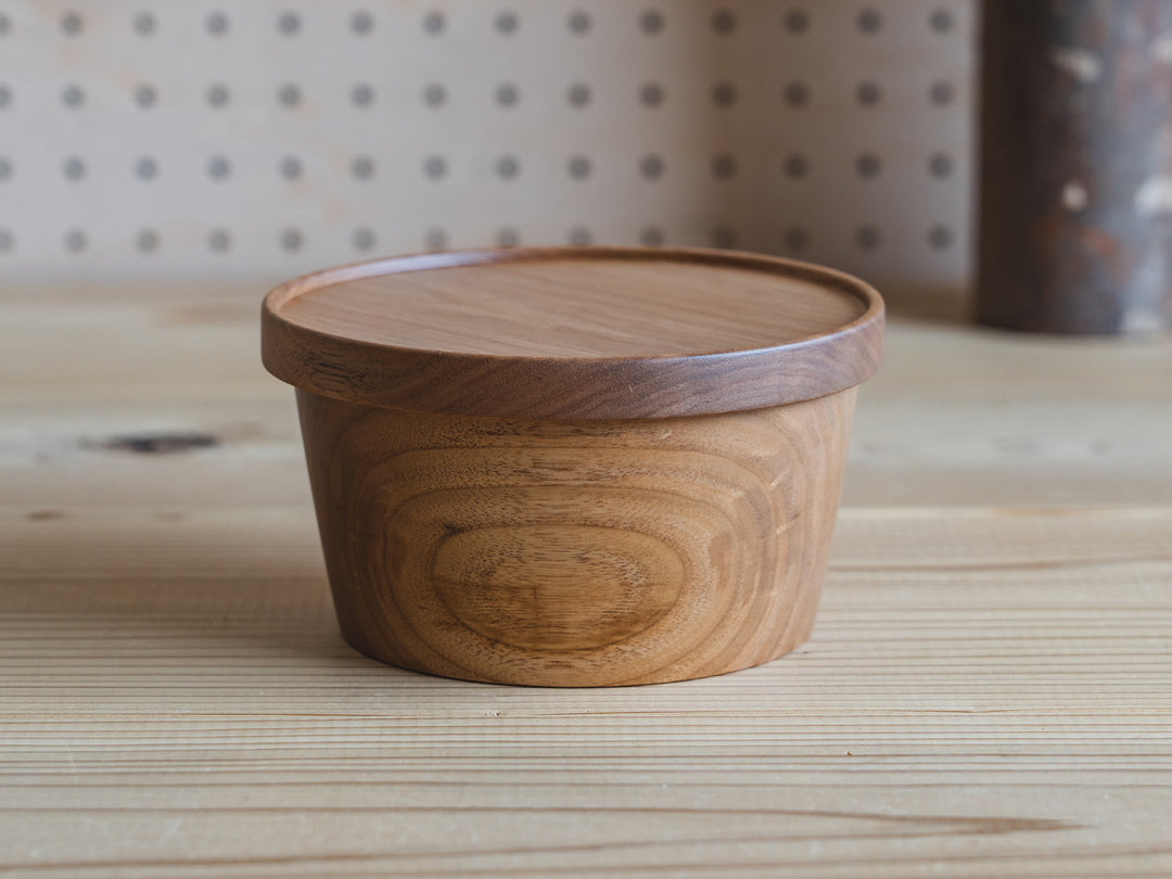 木製蓋付容器(大) 木製蓋付容器(大)