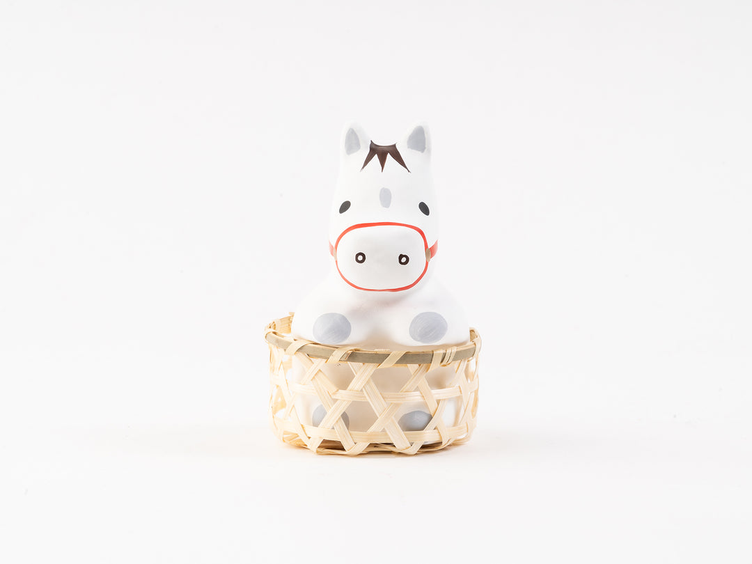 野沢民芸_【2026年干支人形】_かご入り馬 – 東北スタンダードマーケット