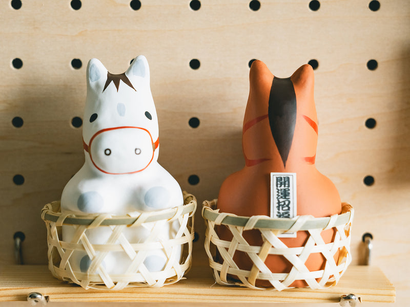 野沢民芸_【2026年干支人形】_かご入り馬