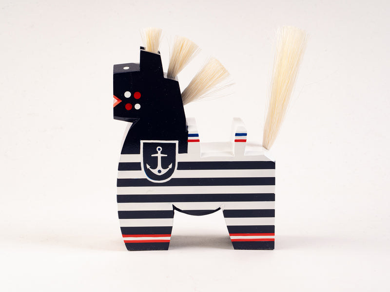 カネイリ×八幡馬_四季の八幡馬