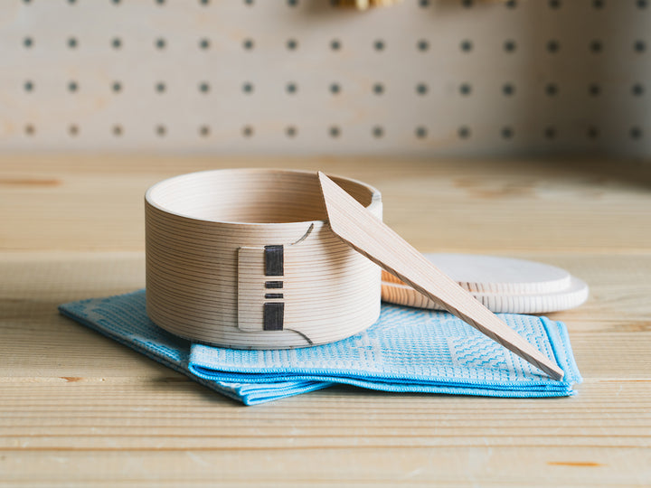 柴田慶信商店　バターケース　曲げわっぱ バターケース（丸）｜曲げわっぱ｜柴田慶信商店｜紡ぎ舎（つむぎや）