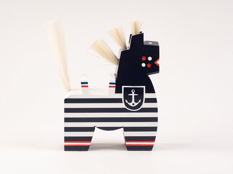 カネイリ×八幡馬_四季の八幡馬