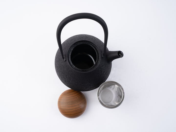 昭和レトロ 当時物 ⭐️ 茶臼 禅 焼入り鋼 小型 手動 石臼方式 黒 空間鋳造_急須Egg 木蓋 – 東北スタンダードマーケット