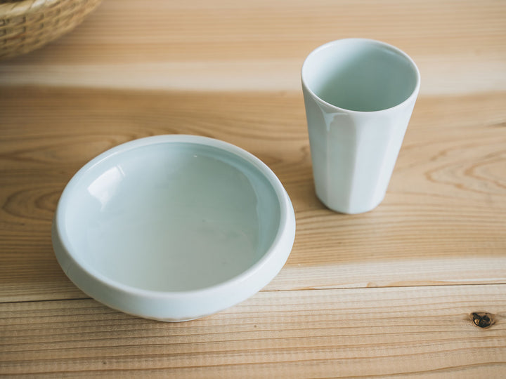 陶磁器 磁器専門工房 陶來_てまる食器/磁器もっきりカップ（面取り） – 東北