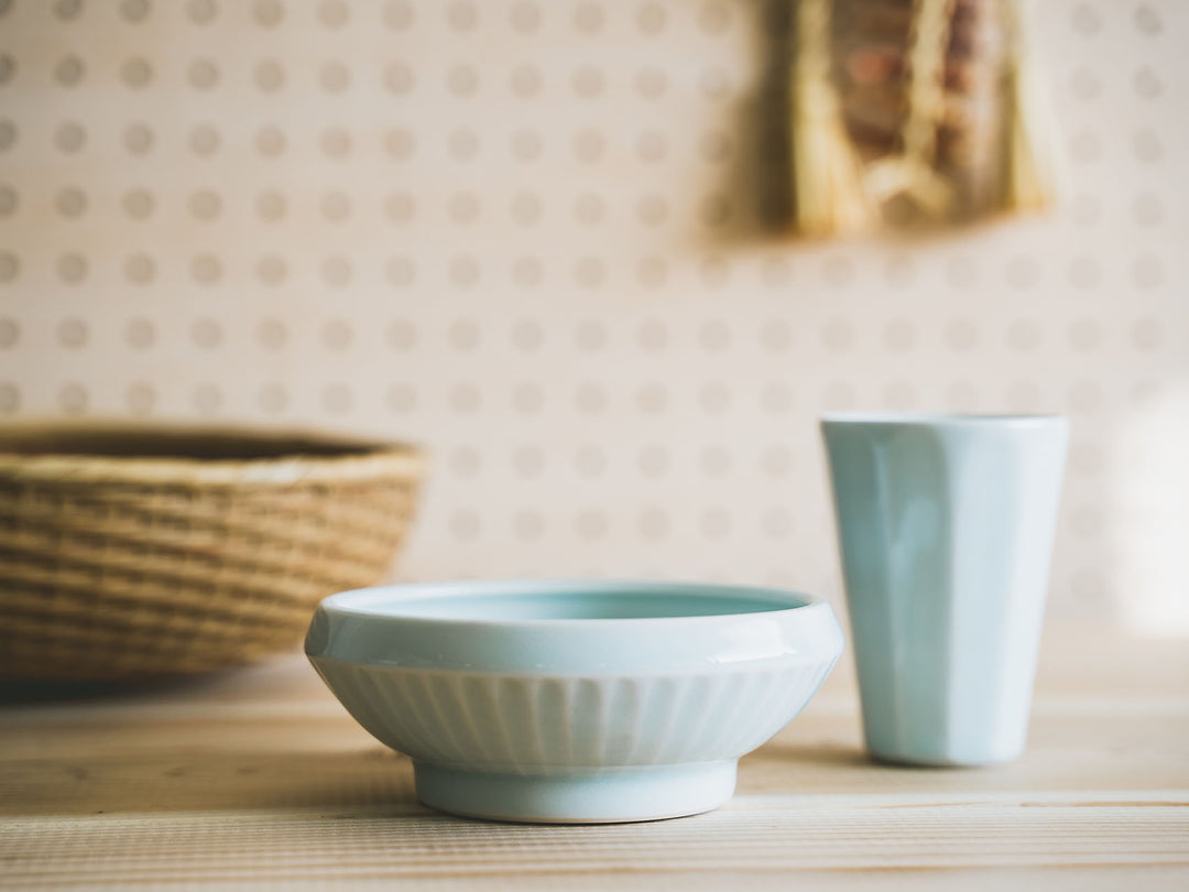 磁器専門工房 陶來_てまる食器/磁器もっきりカップ（面取り） – 東北