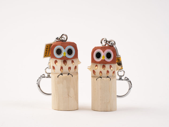 笹野一刀彫 鷹山_フクロウキーホルダー – 東北スタンダードマーケット