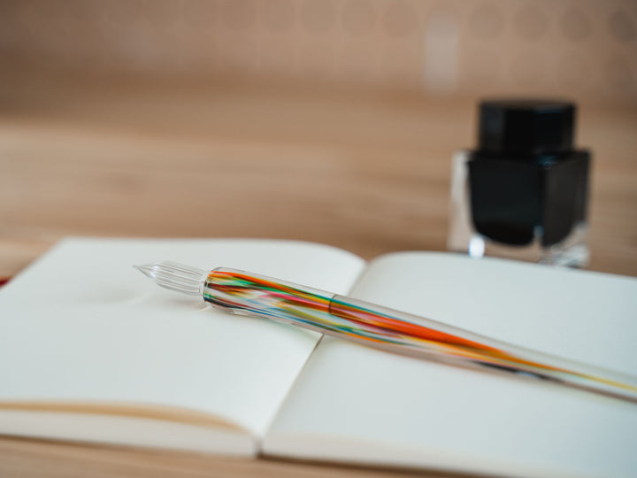 クリスタルガラスのボールペン定価:¥15000円‼︎ DSC02586_720x.jpg?v=1664416603