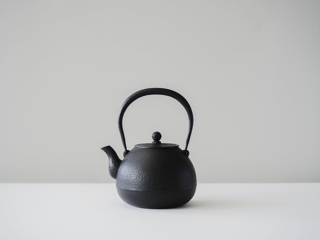 良品　敬典工房 正寿堂 山正造　１２型 南部鉄瓶　南部鉄器　鉄瓶 鉄瓶 南部鉄器 【正寿堂】骨董品 日本製希少